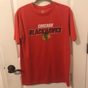 Red Chicago Blackhawks breathable t-shirt size Med